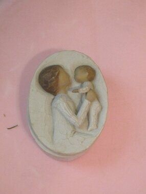 Willow Tree Grandmother Keepsake Box ~ BEAUTIFUL!